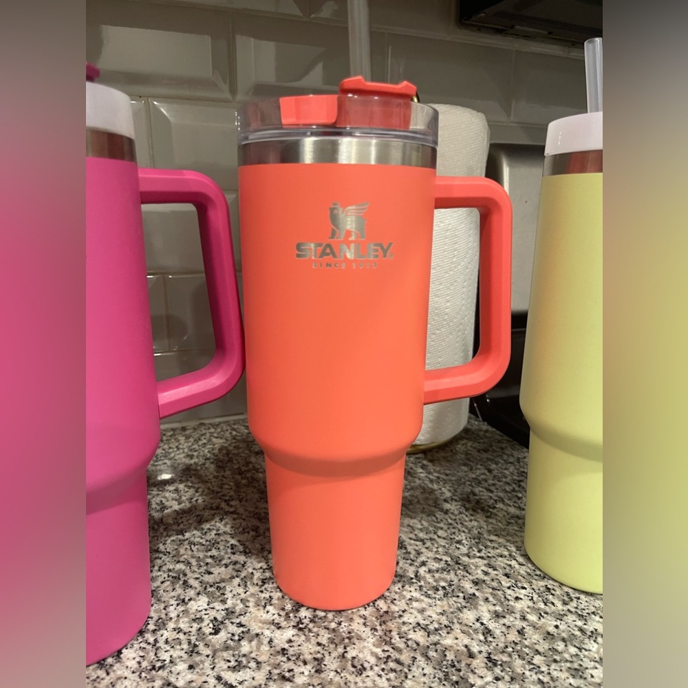 Stanley 40oz tumbler coral